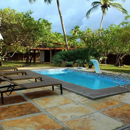 Orla Atins Hotel Exterior photo